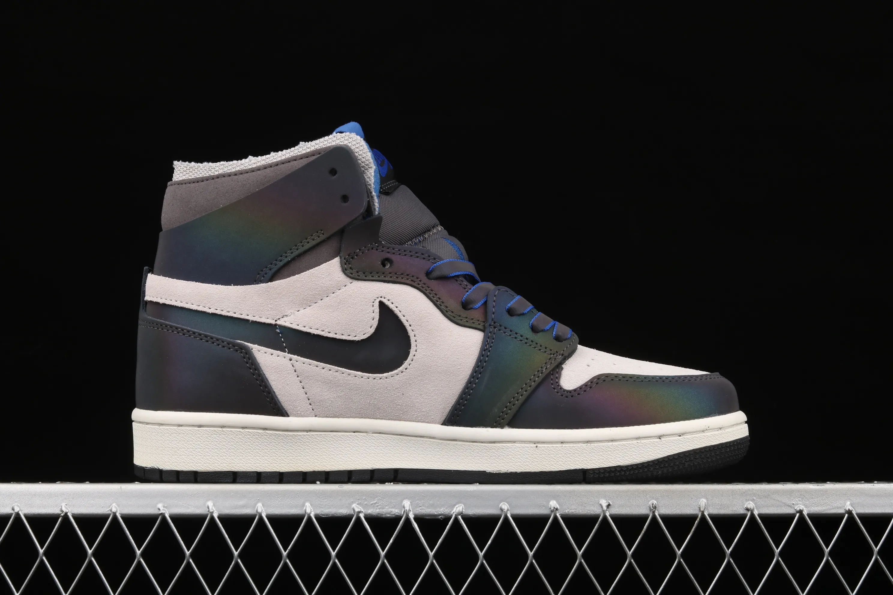 All categories Air Jordan Jordan series basketball shoes Air Jordan 1 High Z version LPL x Air Jordan 1 Zoom Comfort "Iridescent" AJ1 Joe 1 joint model League of Legends theme basketball shoes DD1453-001